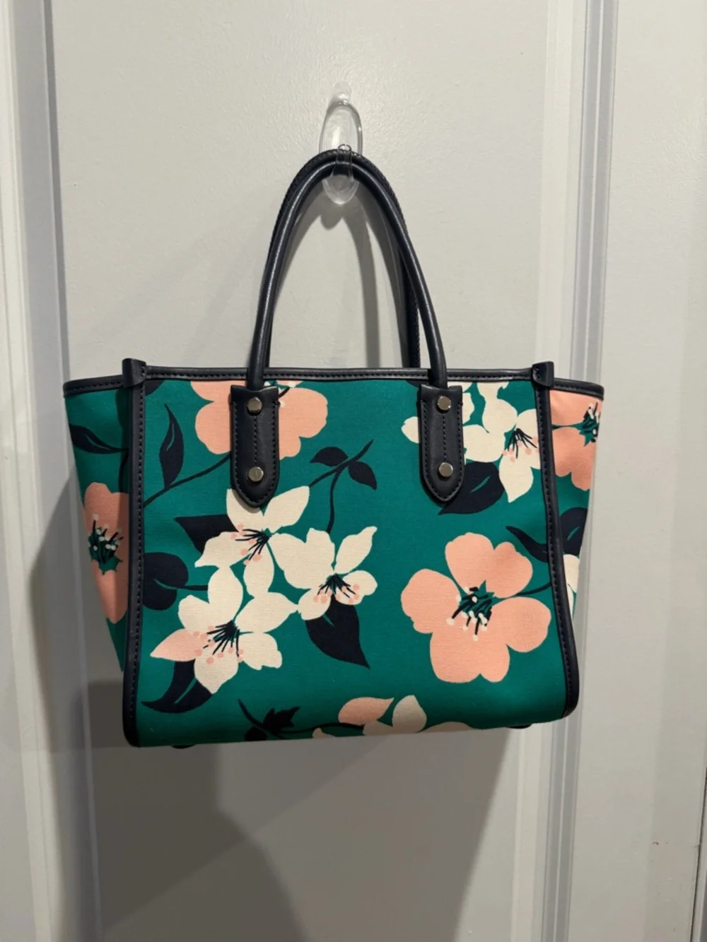 kate spade Green Floral Tote with Pink and Cream Blooms - Picture 2 of 12